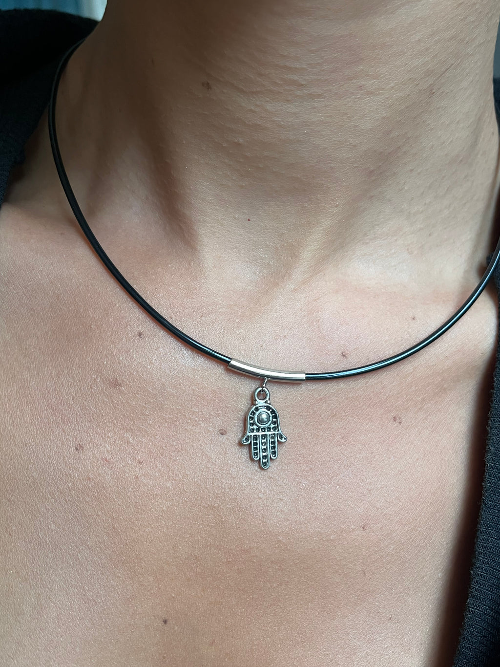Khamsa Necklace - Silver & leather
